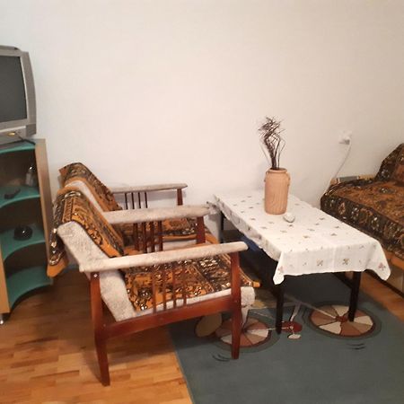 Edelweiss Hostel Штип Экстерьер фото