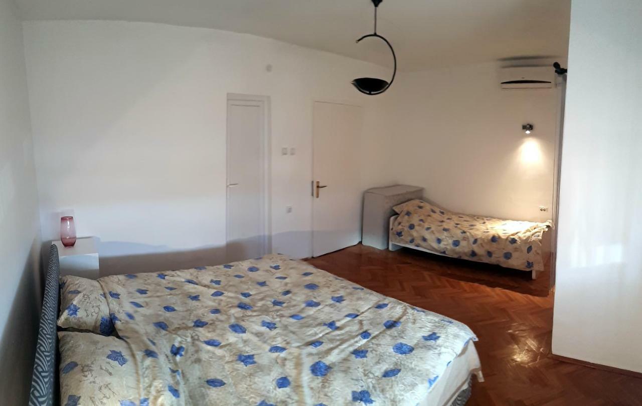 Edelweiss Hostel Штип Экстерьер фото