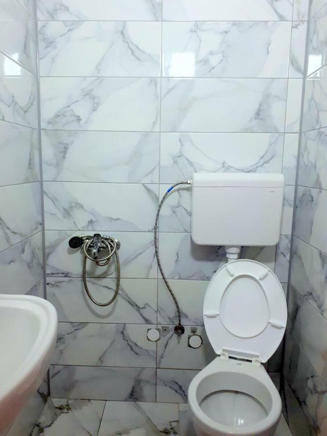 Edelweiss Hostel Штип Экстерьер фото