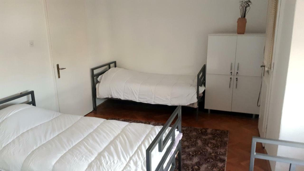Edelweiss Hostel Штип Экстерьер фото