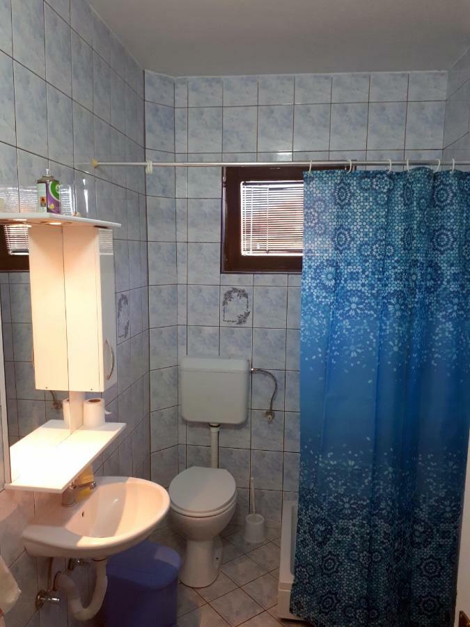 Edelweiss Hostel Штип Экстерьер фото