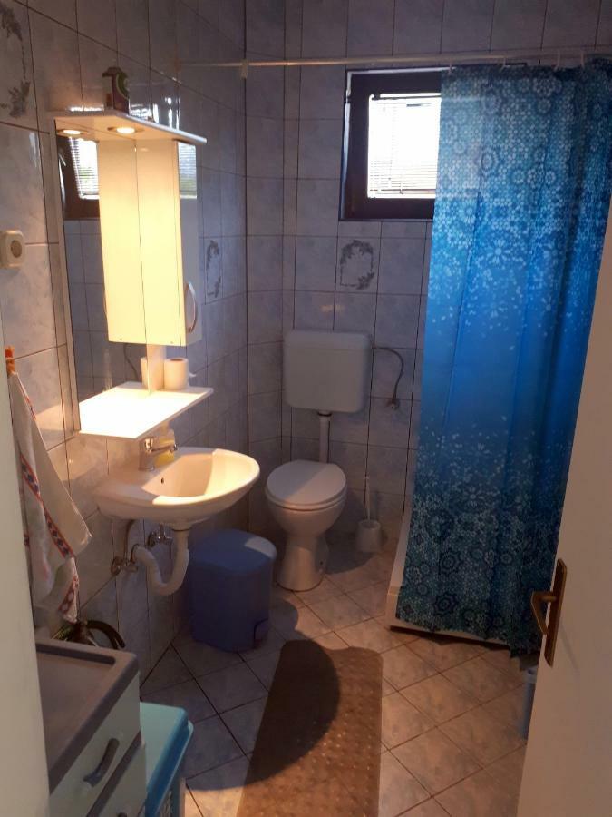 Edelweiss Hostel Штип Экстерьер фото